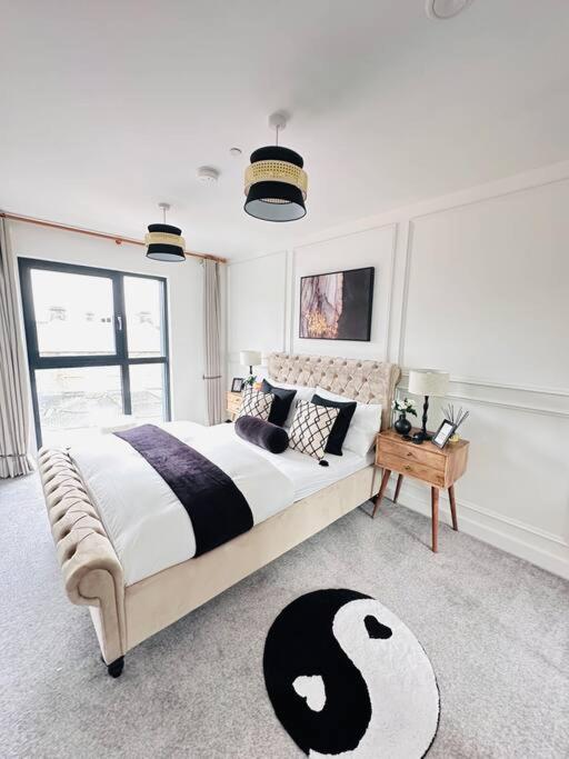Central Derby Urban 2 Bedroom Flat - An Oasis Of Elegance! Free Parking And Wifi Suitable For Families And Professionals Eksteriør billede