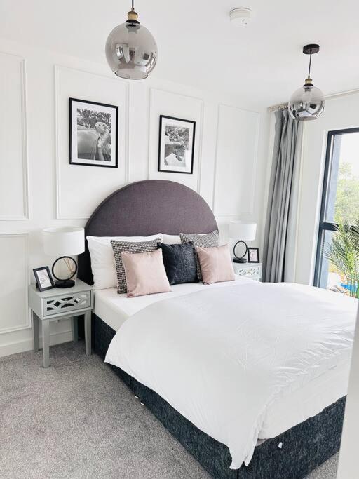 Central Derby Urban 2 Bedroom Flat - An Oasis Of Elegance! Free Parking And Wifi Suitable For Families And Professionals Eksteriør billede